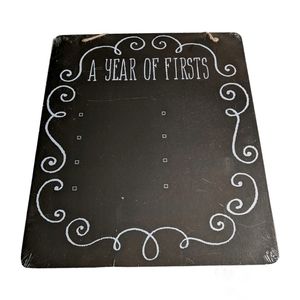 🔖NWT! Baby Milestones Chalkboard